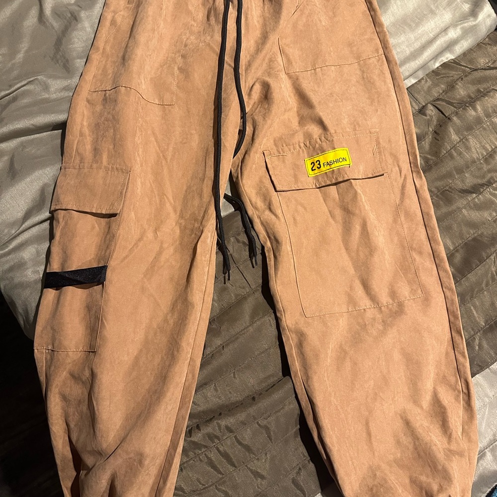 SHEIN Women’s Tan Cargo Pants with Relaxed Fit and Elastic Cuffs